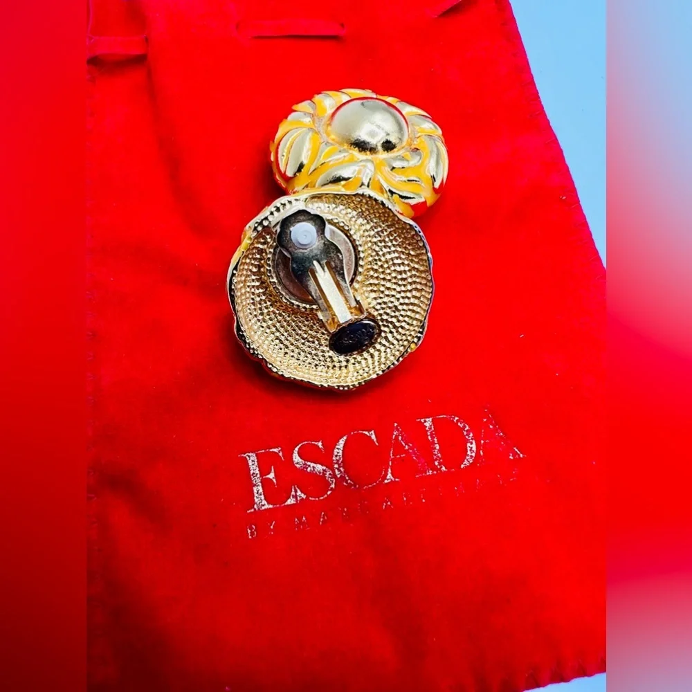 ESCADA 1980s Rare Vintage Goldtone Button Disc Clipon Signed Earrings & Dust Bag - Picture 6 of 6